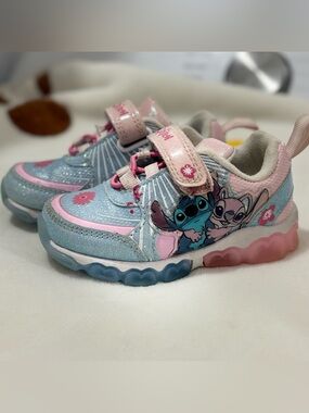 Disney Lilo & Stitch Light-Up Kids Sneakers - Pink & Blue